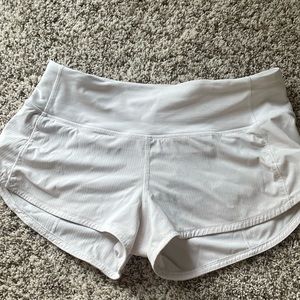 white lululemon speed up shorts size 2